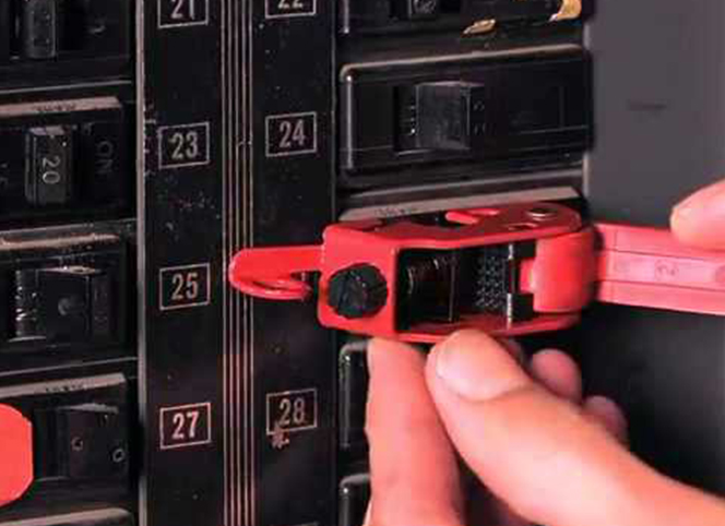 原裝瑪斯特鎖Masterlock Grip Tight? 493BMCN斷路器開關安全鎖具上鎖掛牌項目推薦